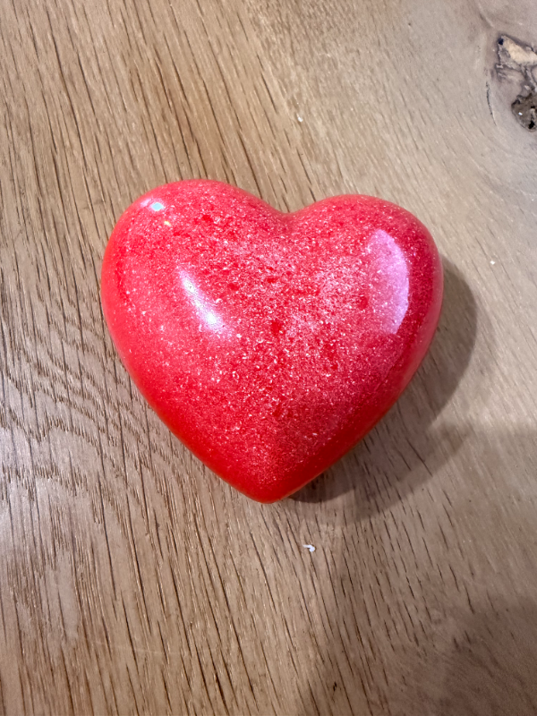 koester resin ronde hart urn in vele kleuren