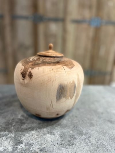 houten natuur urn appel rond