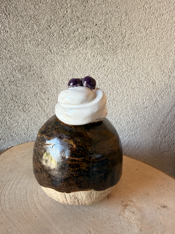 retroart chocobol urn keramiek