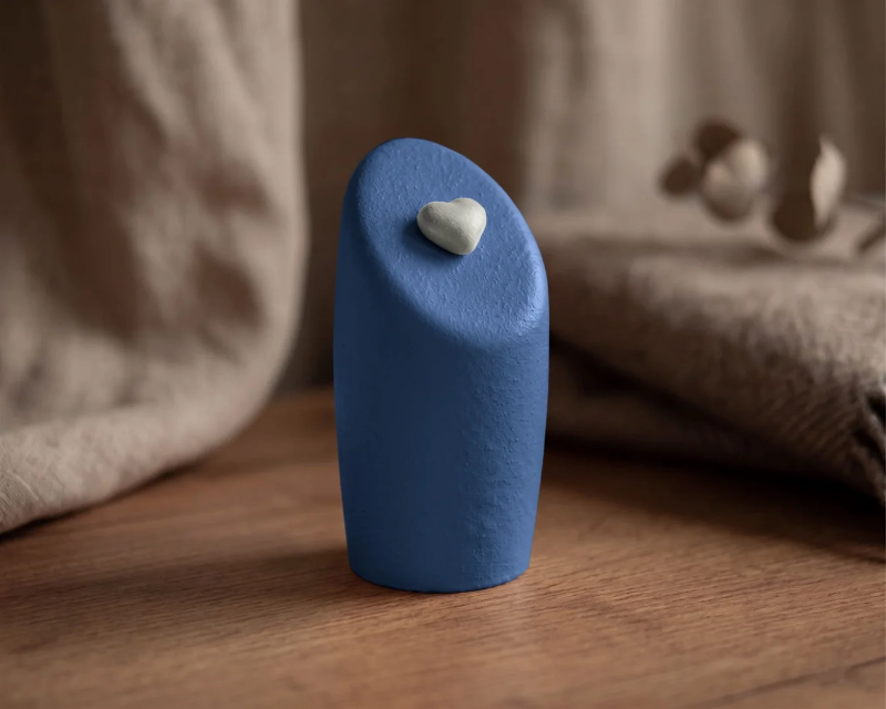 devotion urn hartje mineraal composiet kleurrijk