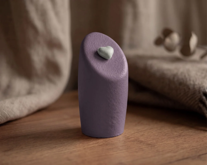 devotion urn hartje mineraal composiet kleurrijk